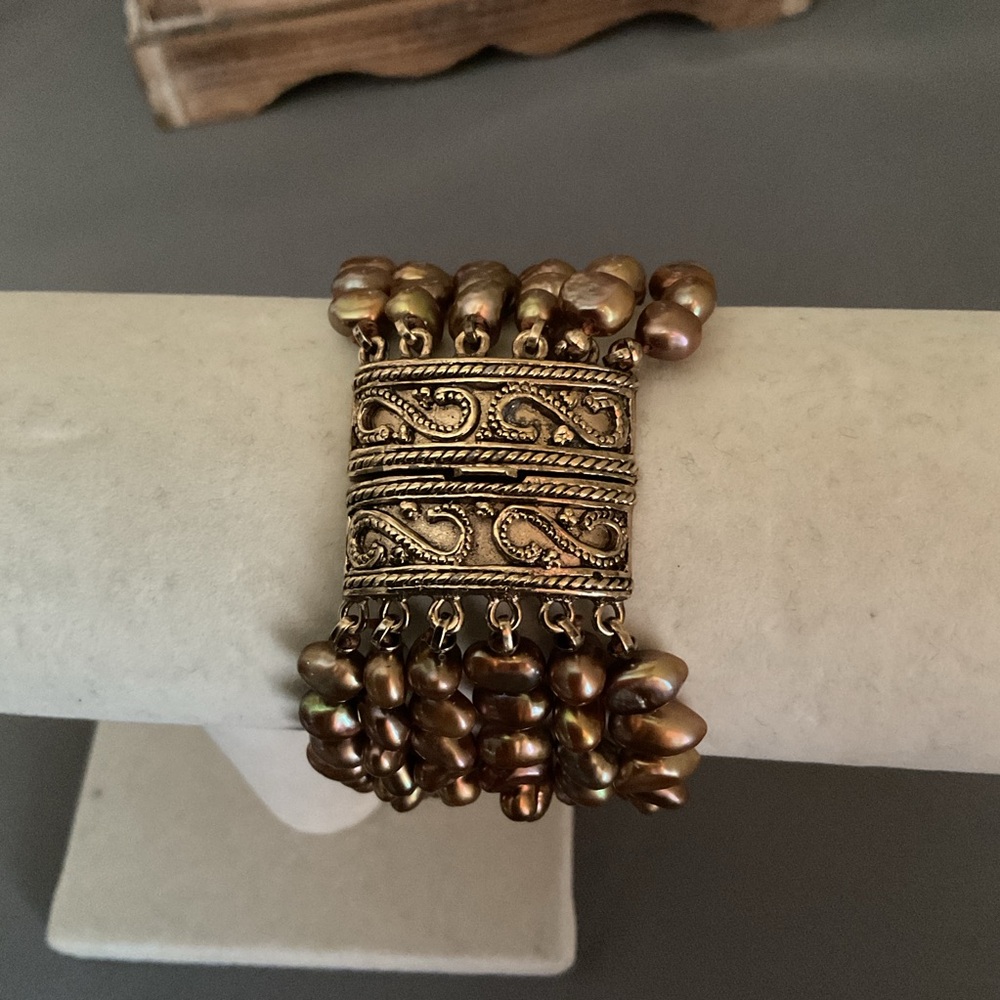 VTG Ciner Golden Bronze Fresh Water Pearls 6 Strands Bracelet.